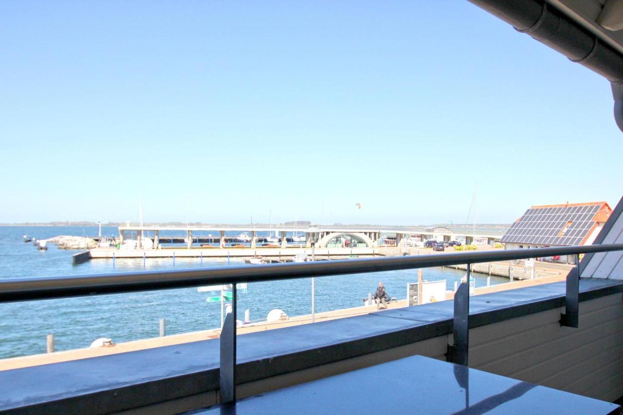 Hafennahe Ferienwohnung Mit Balkon Und Meerblick - Hafenhaeuser Wiek Wohnung 14 Wiek auf Rügen Εξωτερικό φωτογραφία