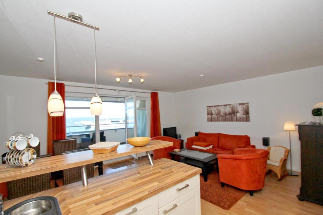 Hafennahe Ferienwohnung Mit Balkon Und Meerblick - Hafenhaeuser Wiek Wohnung 14 Wiek auf Rügen Εξωτερικό φωτογραφία