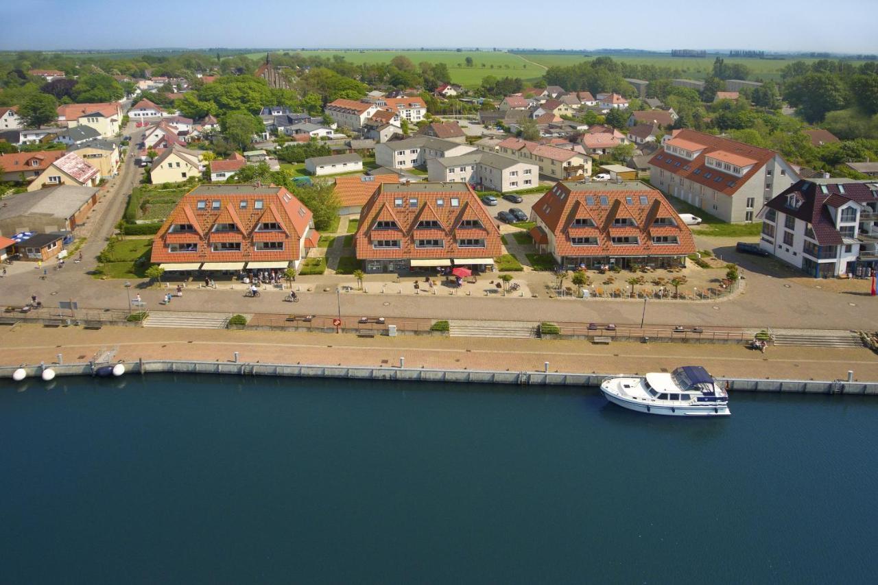 Hafennahe Ferienwohnung Mit Balkon Und Meerblick - Hafenhaeuser Wiek Wohnung 14 Wiek auf Rügen Εξωτερικό φωτογραφία